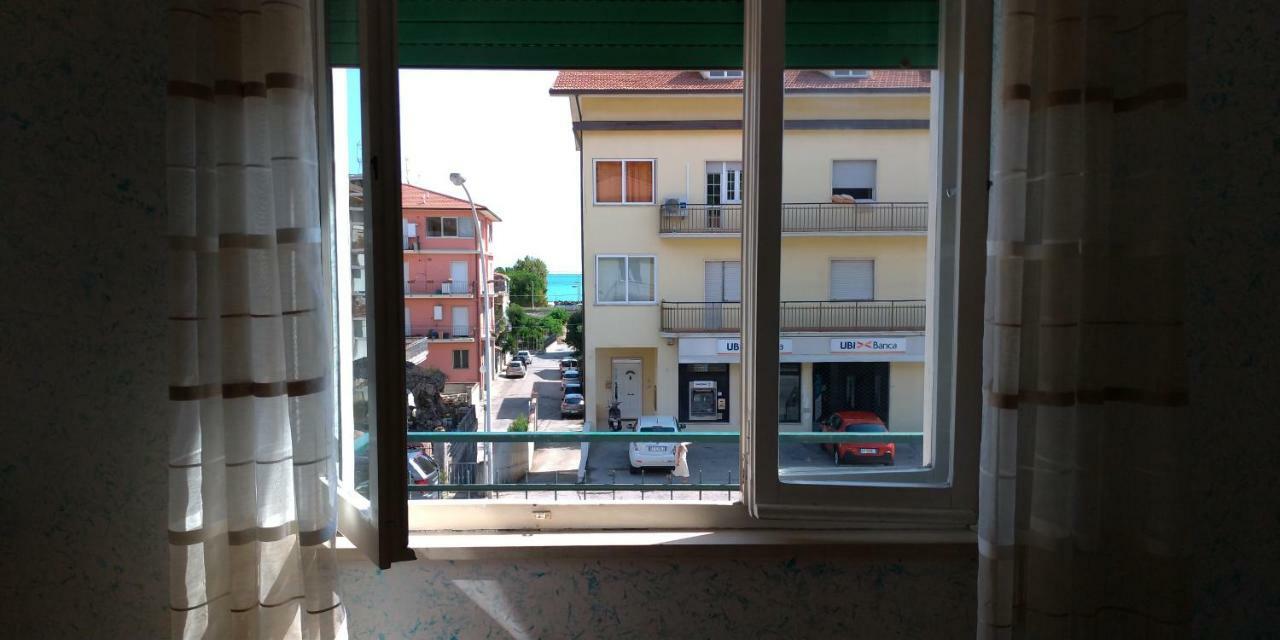 Casa Arcobaleno Apartment Cupra Marittima Luaran gambar